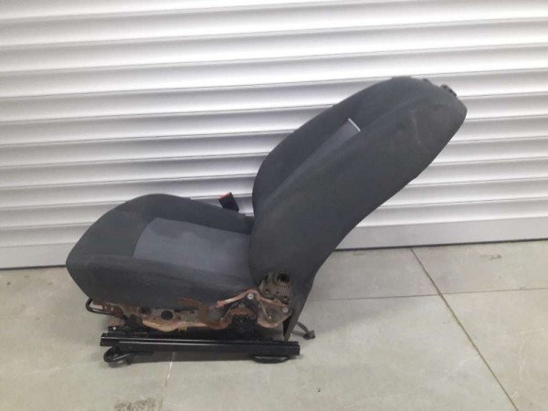 ford fiesta sol ön koltuk hp CP [A-E-140]