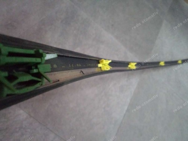 Hyundai İ20 Sağ Tavan Oluk Çıtası Orj Sökme 87240-Q0000 SP YP (İH-150)