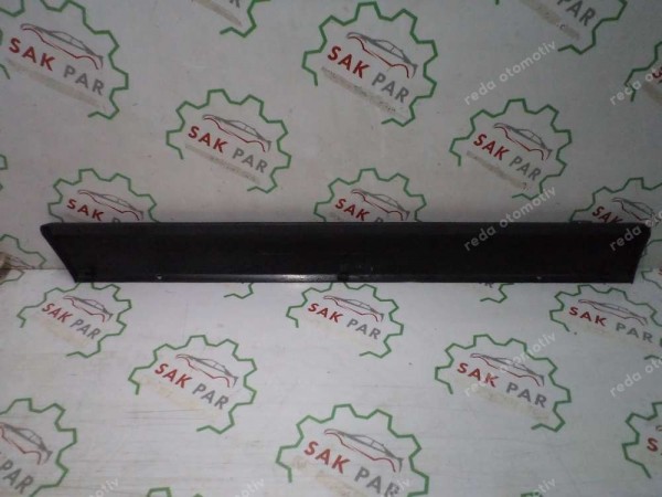 Renault R9 Sağ Arka Kapı Üst Bakaliti Orjinal 7702257673 YP (İI-150)