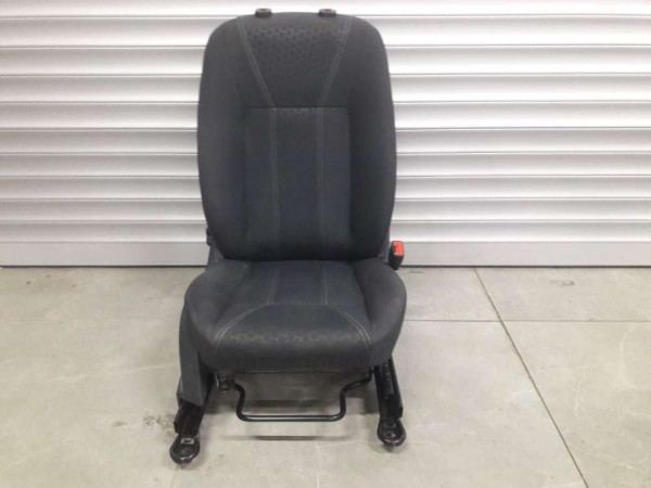 FORD FİESTA ÖN SAĞ TİTANYUM KOLTUK siyah CP(F-D-140)(E-D-140) [B-E-140]