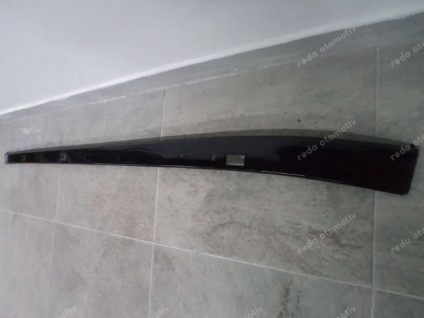 Hyundai Tucson 21/23 Sağ Tavan Çıtası Orj Sökme YP (İI-150)