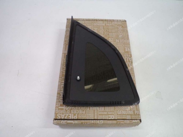 Renault Captur Sağ Kelebek Camı Orjinal 833067929R YP (Gİ-120)