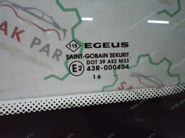 Renault Trafic 3 Sol Arka Küstod Camı Sıfır Orjinal 833416005R YP (GI-130-GH-130)