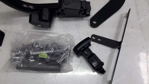 Dacia Sandero Stepway Römork Bağlantı Demir Tk. 8201734161 YP (AF-120)