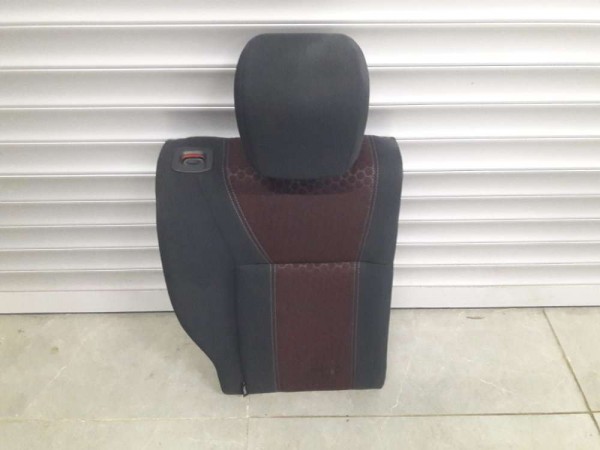 ford fiesta titanyum arka sAĞ sırt koltuk cp(F-C-140)