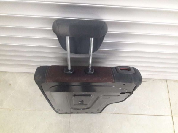 ford fiesta titanyum arka sAĞ sırt koltuk cp(F-C-140)