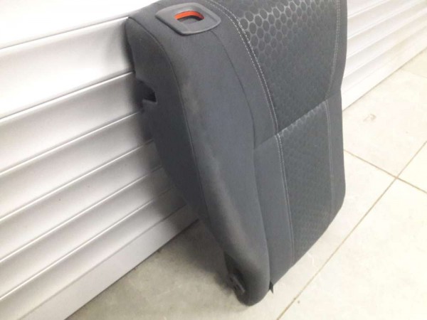 ford fiesta titanyum arka sAĞ sırt koltuk SİYAH  cp(F-C-140)