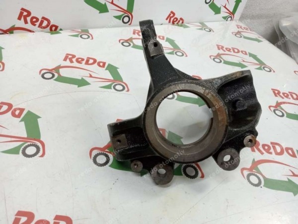 Ford Focus C-Max Sağ Ön Aks Taşıyıcı 3M51-3K170-AC YP (BH-120)