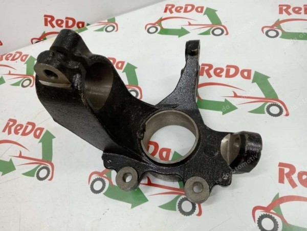 Ford Focus C-Max Sağ Ön Aks Taşıyıcı 3M51-3K170-AC YP (BH-120)