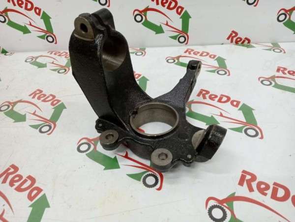 Ford Focus C-Max Sağ Ön Aks Taşıyıcı 3M51-3K170-AC YP (BH-120)