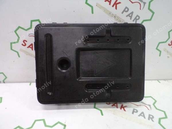 Renault Clio 5 Sigorta Kutusu Üst Kapağı Orjinal 929184198R CP (BA-130)