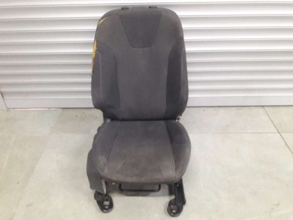 Ford Focus 3 Sağ Ön Kumaş Koltuk CP HP [A-D-140]