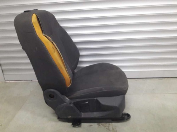 Ford Focus 3 Sağ Ön Kumaş Koltuk CP HP [A-D-140]