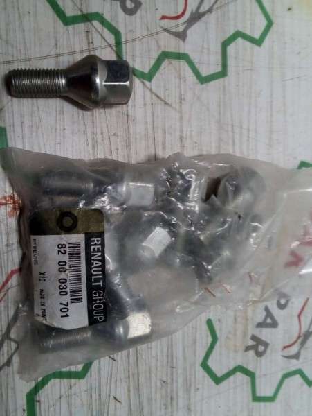 Renault R9 Broadway Bijon Saplama Civatası Pullu 8200030701 YP (AF-123)