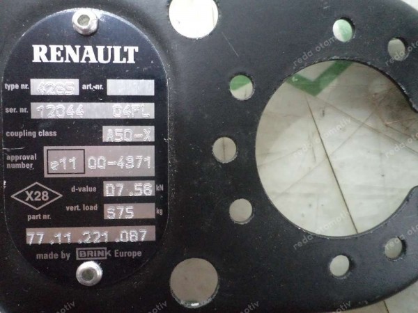 Renault Megane 2 Çeki Demiri Orjinal 7711221087 YP (AF-126)