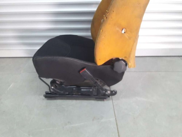 renault clio4 sağdan direksiyon sağ ön koltuk cp kumaş  [A-E-140]