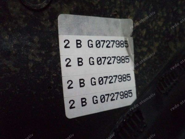 Renault Megane 1 Torpido Göğüs Üst Parçası Orj Sökme 8200068649 YP (AA-130)