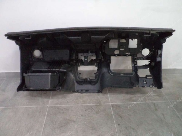 Dacia Dokker Torpido Göğüs Orjinal Çıkma 681007344R 681006313R CP (AA-130)