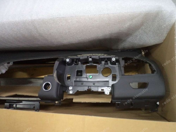 Renault Kadjar Torpido Göğüs (Sağdan Direksiyon) Orjinal 681005302R YP (AA-130)