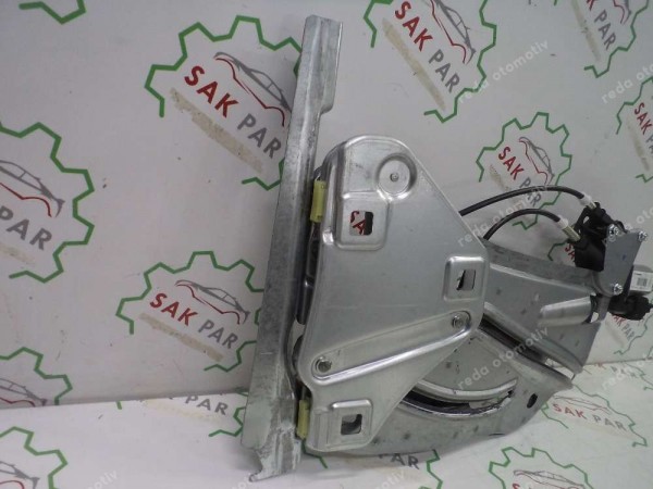 Renault Megane 2 Cabrio Sağ Arka Cam Krikosu ve Motoru Orj 8201010932 YP (DF-126/130)