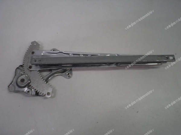 Renault Koleos 2 Sağ Arka Cam Krikosu Orj 827204CA0A YP (DF-121)