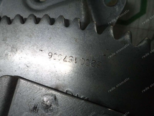 Renault Kangoo Sağ Ön Cam Krikosu Orjinal Sıfır 8200157006 YP (DF-123)