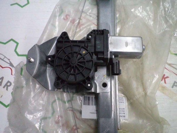 Renault Captur Sağ Arka Cam Krikosu Mekanizması Motoru Komple Orj 827009380R YP (DF-123)