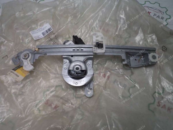 Renault Scenic 2 Sağ Arka Cam Krikosu Motoru Komple Orj 8201010934 YP (DF-124)