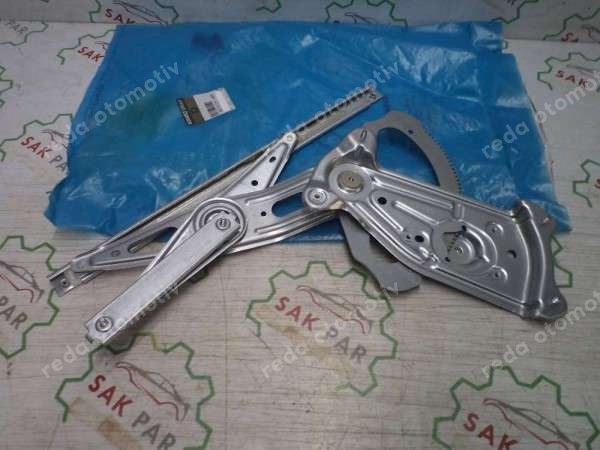 Renault Scenic 3 Sağ Arka Cam Krikosu Orjinal Sıfır 827208148R YP (DF-124)