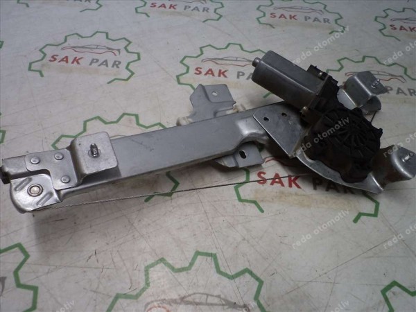Dacia Duster Sağ Arka Cam Krikosu Motorlu Komple Orj 8200733832 YP (DF-125/EE-110)