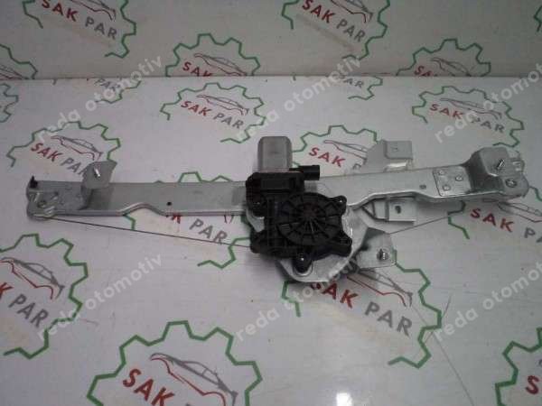 Dacia Duster Sağ Ön Cam Krikosu Motorlu Orj 807206838 YP(DF-125)