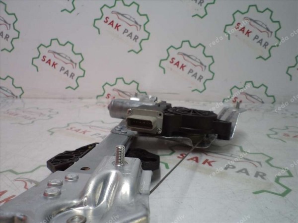 Dacia Logan Sandero Sol Ön Cam Krikosu 807211440R Org YP (DF-130)