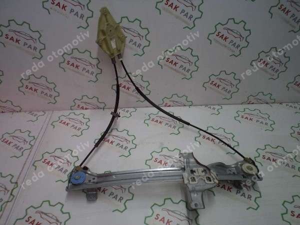 Renault Latitude Sol Arka Cam Krikosu Orj 827210009R CP (DF-110)