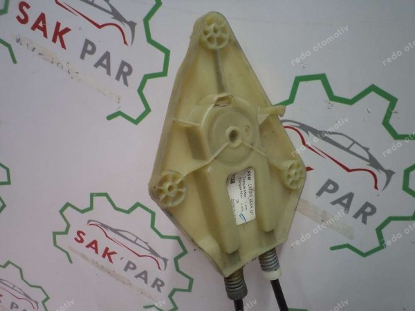 Renault Latitude Sol Arka Cam Krikosu Orj 827210009R CP (DF-110)