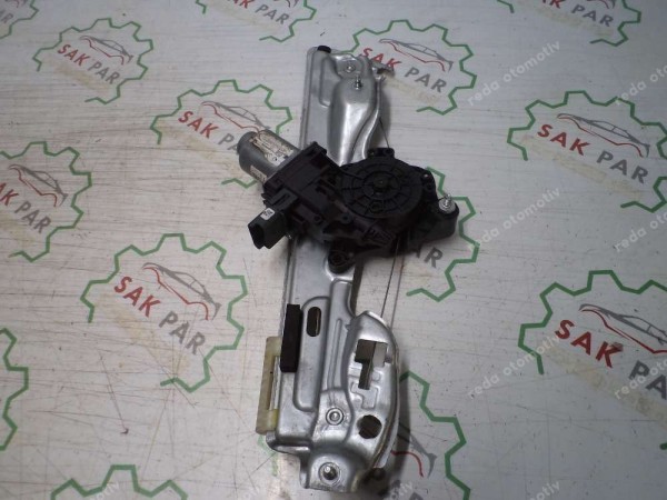 Renault Megane 4 Sol Arka Kapı Cam Krikosu Motorlu 827218403R CP (EF-110)