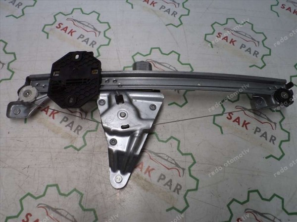 Renault Symbol Sandero Sağ Arka Cam Krikosu Orj 827206057R CP (EF-110)