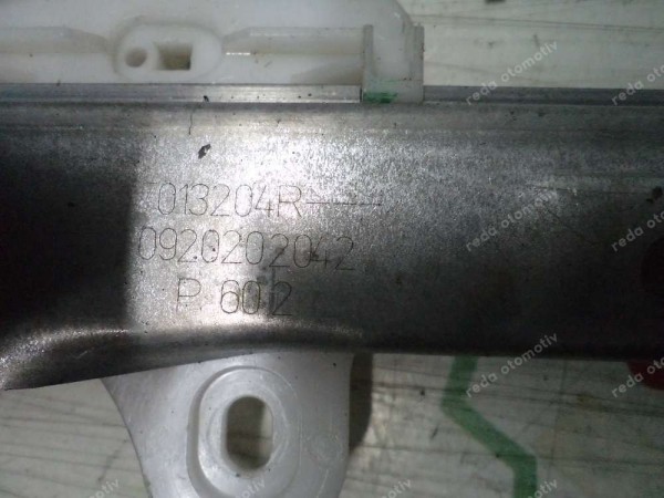 Renault Clio 4 Sol Arka Cam Krikosu 827013204R CP (EF-110)