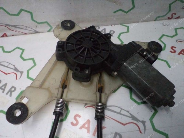 Renault Master 3 Sağ Ön Cam Krikosu Motorlu Komple 807200008R CP (DF-110)