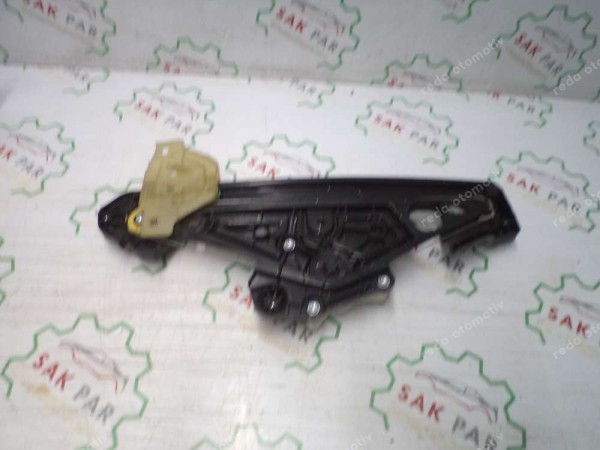 Renault Captur 2 Sol Arka Cam Krikosu CP 827216497R (EF-110)