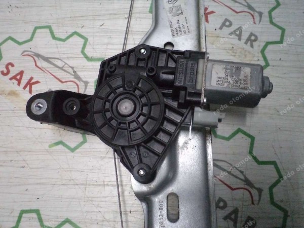 Renault Kadjar Sağ Ön Cam Krikosu Motorlu 807209732R CP (EF-110)