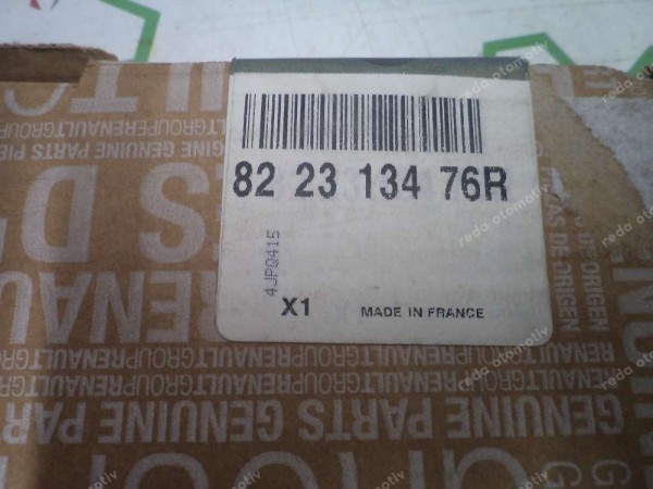 Renault Fluence Megane Sol Arka Kelebek Cam Direği Orjinal 822313476R YP (GI-120)