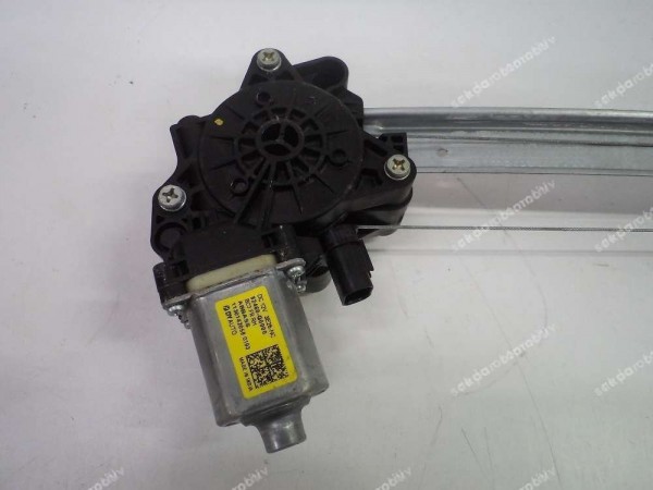 Hyundai İ20 Bayon Sağ Ön Cam Krikosu Ve Motoru Orj 82460-Q0000 SP YP (DF-120)