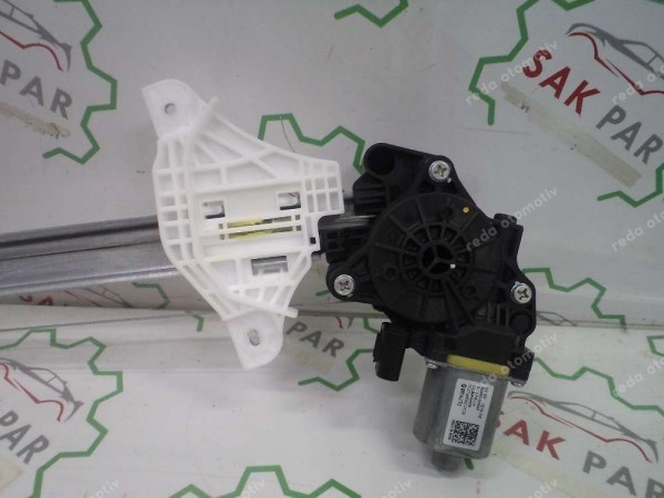 Hyundai İ20 Sol Ön Cam Krikosu Orj 82450-Q0000 82401-Q0010 SP YP (DF-127)