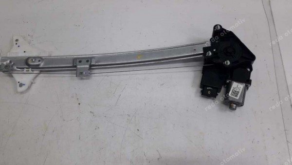 Hyundai İ20 Sağ Ön Cam Krikosu Motoru Komple 82460-Q0010 SP YP (DF-127)