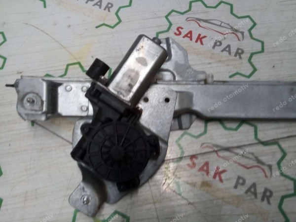 Dacia Logan Sandero Sol Ön Cam Krikosu Ve Motoru 128000841 CP (EE-110)