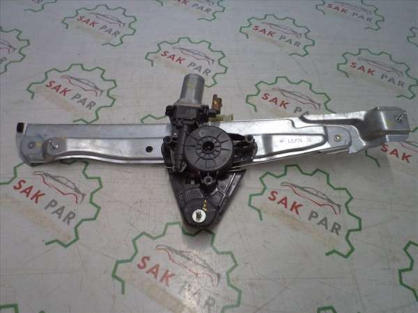 Dacia Sandero Sağ Arka Cam Krikosu Orj 827207471R CP (EE-110)