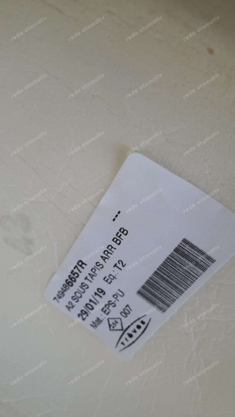 Renault Megane4 Ön Göğüs Sessizleştirici 749486657R YP (CD-130)