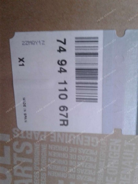 Renault Megane 4 Ön Göğüs Sessizleştirici Orj. YP 749411067R (BC-130)