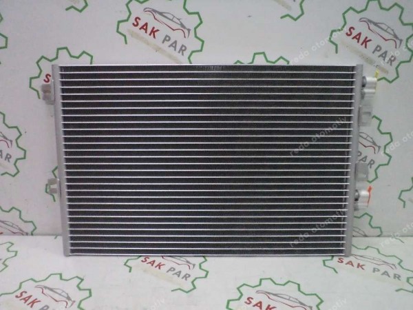 Renault Kangoo 1.5 DCİ Klima Radyatörü Orj 8200137650 YP (ID-120-140)