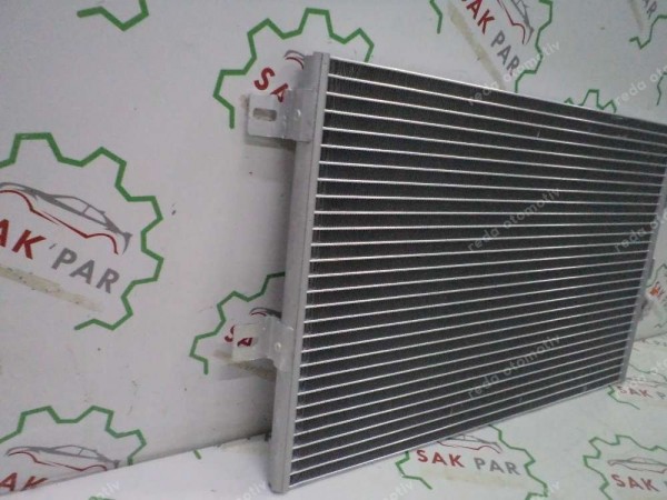 Renault Kangoo 1.5 DCİ Klima Radyatörü Orj 8200137650 YP (ID-120-140)